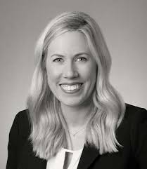Michelle Rakestraw is a commercial litigation attorney in Dinsmore's  Chicago office.