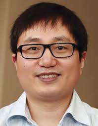 Heat-assisted magnetic recording media materials