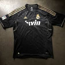 Tons of awesome real madrid logo wallpapers to download for free. Real Madrid Black And Gold Jersey Jersey On Sale