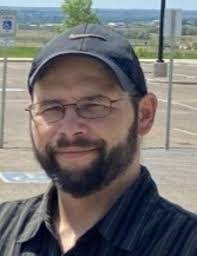 Darlene Kinder's Instagram, Twitter & Facebook