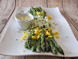 Asperges Sauce Beurre Blanc Et Citron Sauce Beurre Blanc œufs Cuisines Alimentation