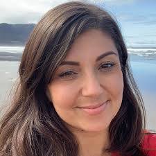 Jacque Dixon's Instagram, Twitter & Facebook