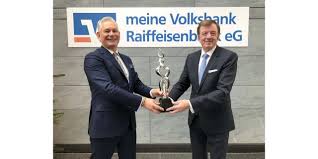 Find swift codes for volksbank raiffeisenbank mangfalltal rosenheim in germany (de) swift code (iso 9362) is unique identification code for a particular bank. Stabubergabe In Der Meine Volksbank Raiffeisenbank Eg Rosenheimer Journal