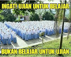 Tak sedikit orang yang merasa lulus ujian sim merupakan suatu kebanggaan lantaran sulitnya proses yang harus dilewati. 10 Meme Kocak Yang Nyindir Kelakuan Pelajar Saat Ujian Sekolah
