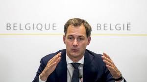 Le comité permanent de concertation assure la concertation directe, telle que définie dans la loi sur les hôpitaux, entre le gestionnaire, le conseil la loi impose un comité permanent de concertation par numéro d'agrément hospitalier. Voyages A L Etranger Le Comite De Concertation S Accorde Sur Un Meilleur Controle Des Retours Le Soir