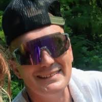 40+ "Lucas Dodson" profiles