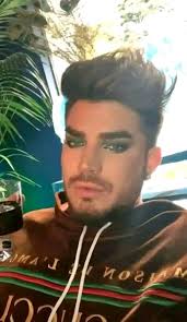 Teddy swims or Rihanna 🌹🎵☺️