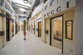 Dog boarding facilities near me. The 10 Most Luxurious Dog Hotels Across The Country Dog Boarding Kennels Dog Hotel Dog Boarding Facility