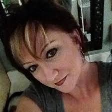 Shirley Dasch's Instagram, Twitter & Facebook