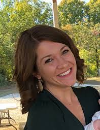 Kris Craven's Instagram, Twitter & Facebook