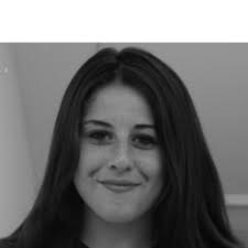 Mitarbeitende von Arrows Group