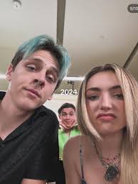 Jacob Y Peyton Son Pareja