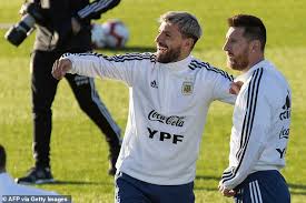 Manchester City Fans Convinced Messi Is On His Way As Aguero Removes No 10 From Instagram Handle Daily Mail Online
