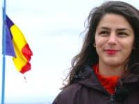 Alexandra, tanara de 17 ani care a dus steagul Romaniei pe cei mai inalti  vulcani din lume. "Si romanii pot ajunge unde vor"