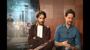 Check spelling or type a new query. A Tor Bella Monaca Non Piove Mai Marco Bocci E Andrea Sartoretti Troppi Pregiudizi Sulla Periferia Raccontiamo La Lotta Degli Onesti Videointervista