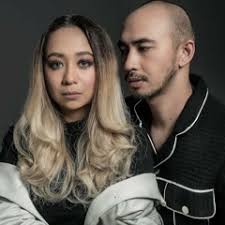 Dinie khai bukan cinta aku ost bukan cinta aku tv3. Ost Cari Aku Di Syurga Bukan Cinta Amylea Official Lyric Video By Erni Aziz