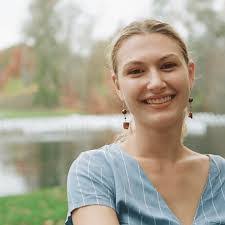 Julia Fulbright's Instagram, Twitter & Facebook