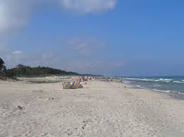Pensjonaty, pokoje gościnne, kwatery, mieszkania, apartamenty, ośrodki wczasowe, domy letniskowe, domki campingowe, agroturystyka, campingi, pola namiotowe, sanatoria. Jastrzebia Gora Beach Jastrzebia Gora Tourist Attractions Tropter Com