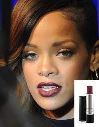 Rote haare braune augen kupferrote haare braune haarfarbe braune haut. Dunkle Haare Dunkler Teint Woman At