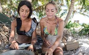 Dopo la polemica, il lieto annuncio da parte di rosa perrotta: L Isola Dei Famosi Rosa Perrotta Shock Ecco Cos E Successo