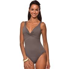 Large choix de vêtements et chaussures à petit prix pour toute la famille. Maillot De Bain 1 Piece Armatures Nancie Livia Lavandou