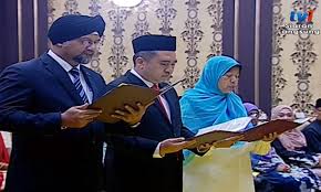 Kerajaan memutuskan proton perdana sebagai kenderaan rasmi menteri dan timbalan menteri. Waktu Solat Malaysia Waktu Solat Dot Net