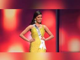 Meet the new miss universe: 7tc10kzkbxwrmm