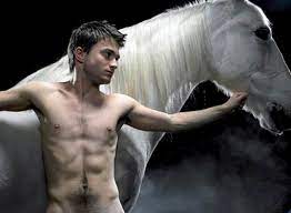 Daniel radcliffe desnudo en equus