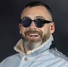 Doreen Engelhardt's Instagram, Twitter & Facebook