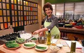 Chepina peralta is a director and writer, known for cocinando con chepina (1990) and chepina en tu cocina (2010). Ol1fsk0ewqlzum