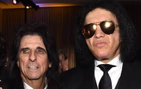 Later kwamen ace frehley en peter criss erbij. Alice Cooper Hits Back At Gene Simmons Claim That Rock Is Dead Kids Are Learning Hard Rock Right Now