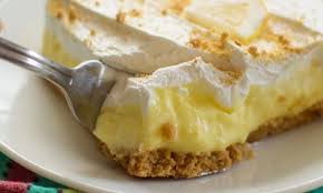 Ce Gateau Au Fromage Au Citron Sans Cuisson Fera Des Jaloux Dans Votre Famille Tous Voudront La Recette Recette Gateau Sans Cuisson Desserts Sans Cuisson
