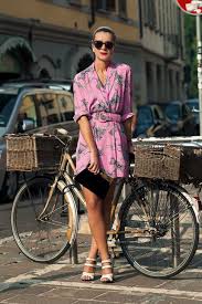 Natalie Joos With Images High Fashion Street Style Print Dress Street Bicycle Chic