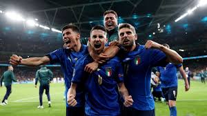 Jorginho wallpapers hot photos, images and movie wallpapers download. Euro 2020 Italy Through To Final After Beating Spain On Penalties At Wembley World News Sky News