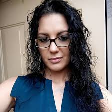 Stream Sara Mace music