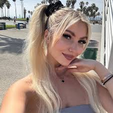 너희들 사랑해! ❤️ 빨간색이 마음에 들어! 🥰