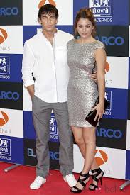 Inés suárez comenzó su carrera en 2007 cuando rodó eskalofrío (isidro ortiz) aunque fue en la serie el internado (antena 3). Mario Casas Y Blanca Suarez En El Estreno De La Segunda Temporada De El Barco Mario Casas Y Blanca Suarez Una Amistad Que Se Fraguo En El Barco Y Acabo En