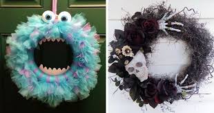 Check out our halloween wreath selection for the very best in unique or custom, handmade pieces from our wreaths shops. Halloween Wreaths Are A Thing Now And They Re Creepily Awesome Bored Panda