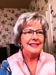 Vicki Hutchison Bedford: Apr 28, 1955