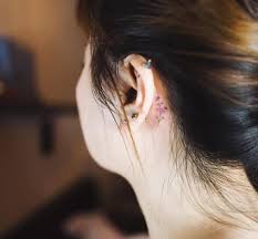 If you like subtlety, then you are sure going to love the behind the ear tattoos. 145 Pretty Behind The Ear Tattoos That Will Please You