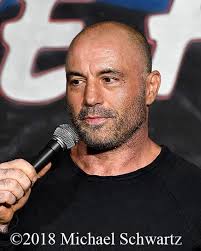 Fun times at the @icehousecc last night! Thank you to everyone that came to  the show! #Repost @michaelschwartzphotographer ・・・ Comedian Joe Rogan at  The Ice House