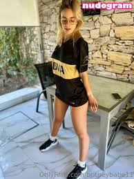 Britney Baker  britneybabe11  its.britneyx Гола изтичане OnlyFans снимка  20 - Nudogram v2.1