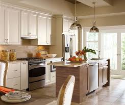 Uucyrcayhmmafonfontcrvk Dynasty Cabinets Custom Kitchen Cabinets Kitchen And Bath Remodeling Maple Kitchen Cabinets