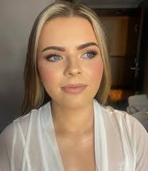 My beautiful bride Daria ✨ Had a lovely time glamming Daria and her super  chilled out bridal party 🤍