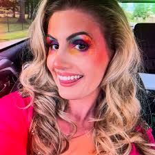 ✨Autistic peoples specifically✨ How does your partner assist you in  meltdowns while you're having self harming behaviors? Example: hitting head  repeatedly etc. I know having them interfere can be dangerous sometimes as