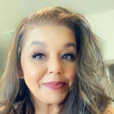 Bernadette Alvarado's Instagram, Twitter & Facebook