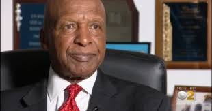 Illinois Secretary of State Jesse White tests negative for COVID-19,  returns to work at Thompson Center