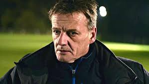 COMME UN LION sur L'Equipe Bande Annonce VF (2012, Drame) Marc Barbé, Mytri  Attal, Anne Coesens