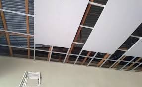 Anda bisa membuatnya dengan jarak antar gantungan mulai dari 80 cm, 100 cm, hingga 120 cm. Cara Pasang Plafon Grc Rangka Hollow Lihat Yuk Bangizaltoy Com