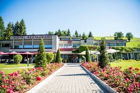 210 reviews by visitors and 2 detailed photos. Hotel Und Bildungszentrum Matt Hotel Bildungszentrum Matt 831 Meter Uber Ihrem Alltag